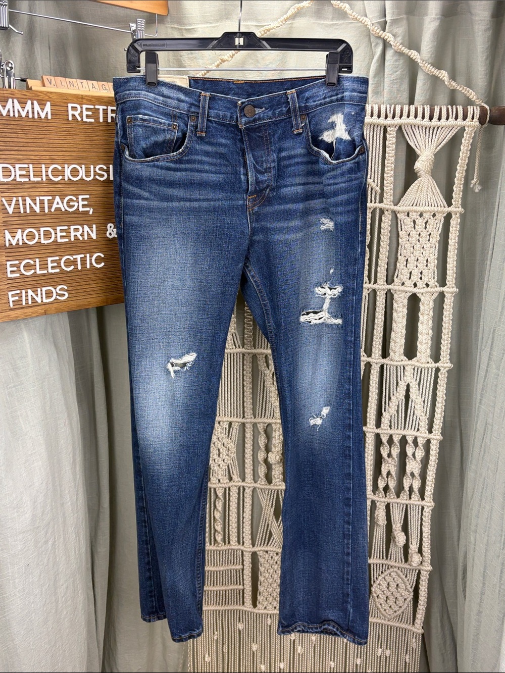 Hollister Slim Straight Distressed Blue Denim Jeans | 32 x 30